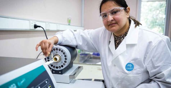 CSIRO senior scientist Dr Gurpreet Kaur conducting research on Tubular Solid Oxide Electrolysis